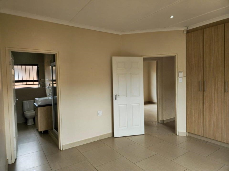 To Let 3 Bedroom Property for Rent in Hillcrest Northern Cape